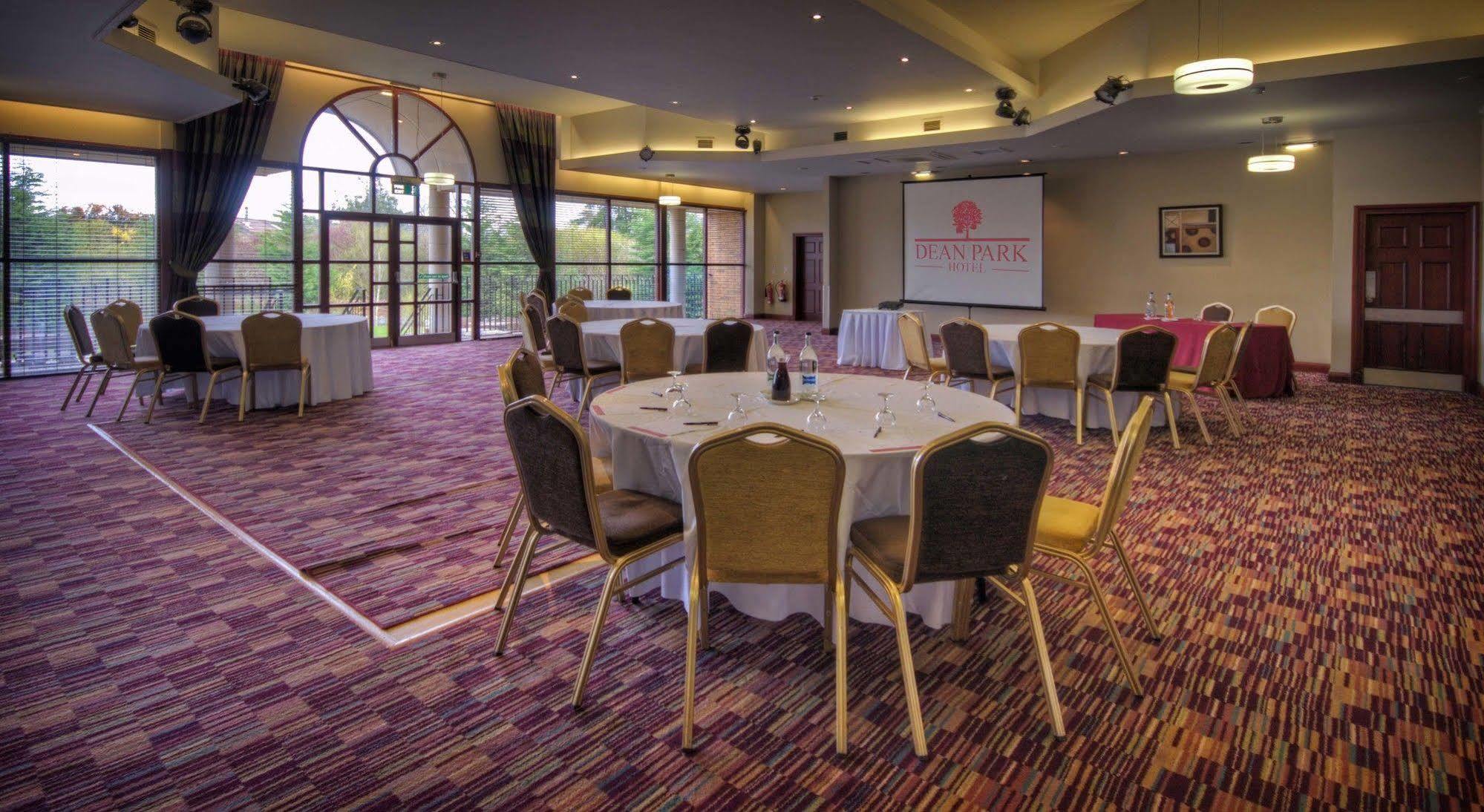 Dean Park Hotel Kirkcaldy Extérieur photo
